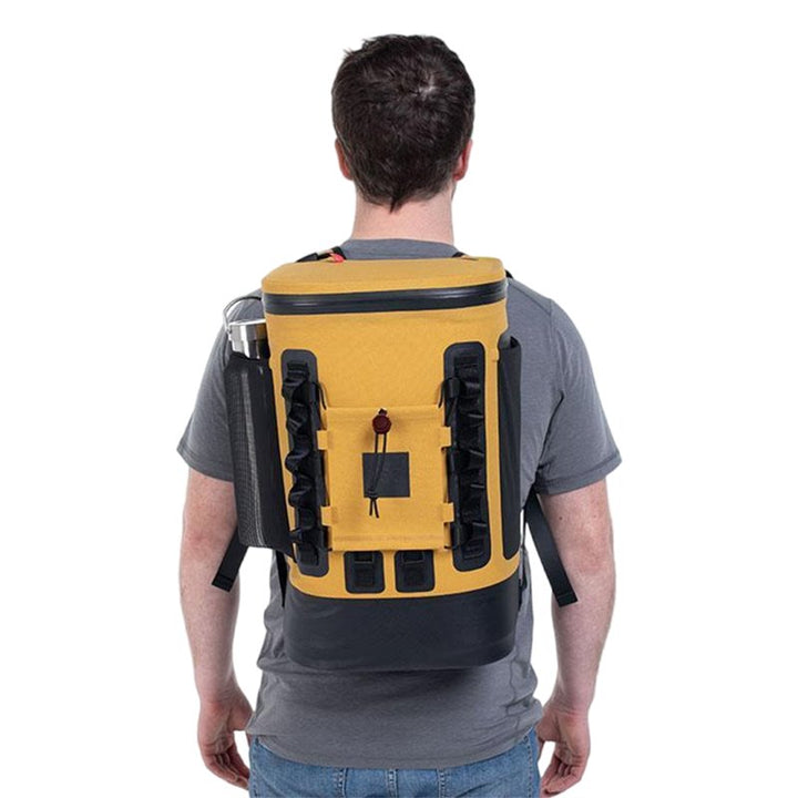Red Original 15L COOLBAG Backpack - wasserd. Rucksack - gold