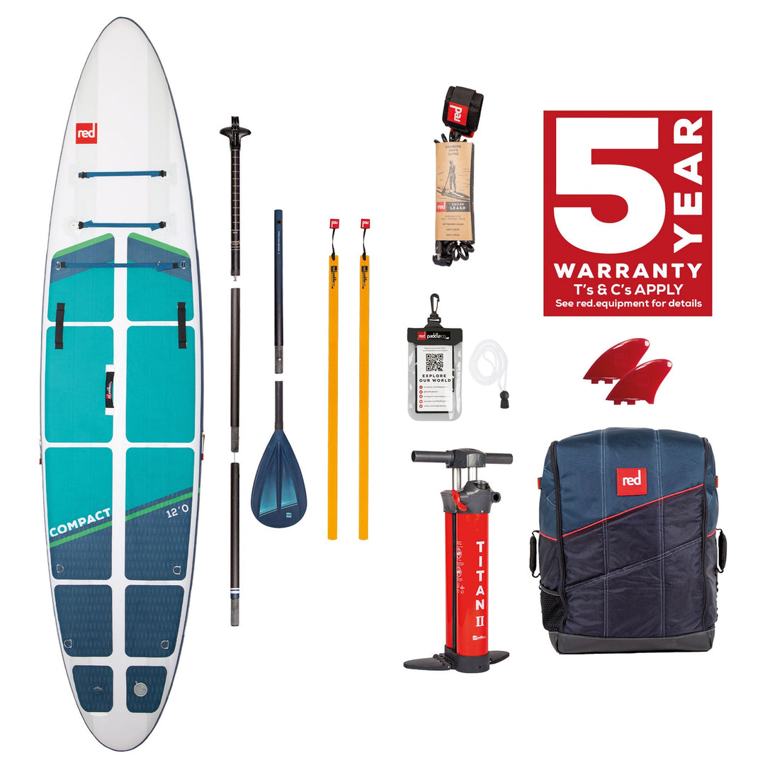SETRed Paddle Co COMPACT 12'0" x 32" x 4,7"; PADDEL Red Paddle Co Compact 5 Piece Leverlock; Red Paddle Co Original Compact Board Backpack; Red Paddle Co Titan II Pump; Red Paddle Co Flat Water Coiled Leash; Red Paddle Co Waterproof Phone Case; Red Paddle Co Service-Kit